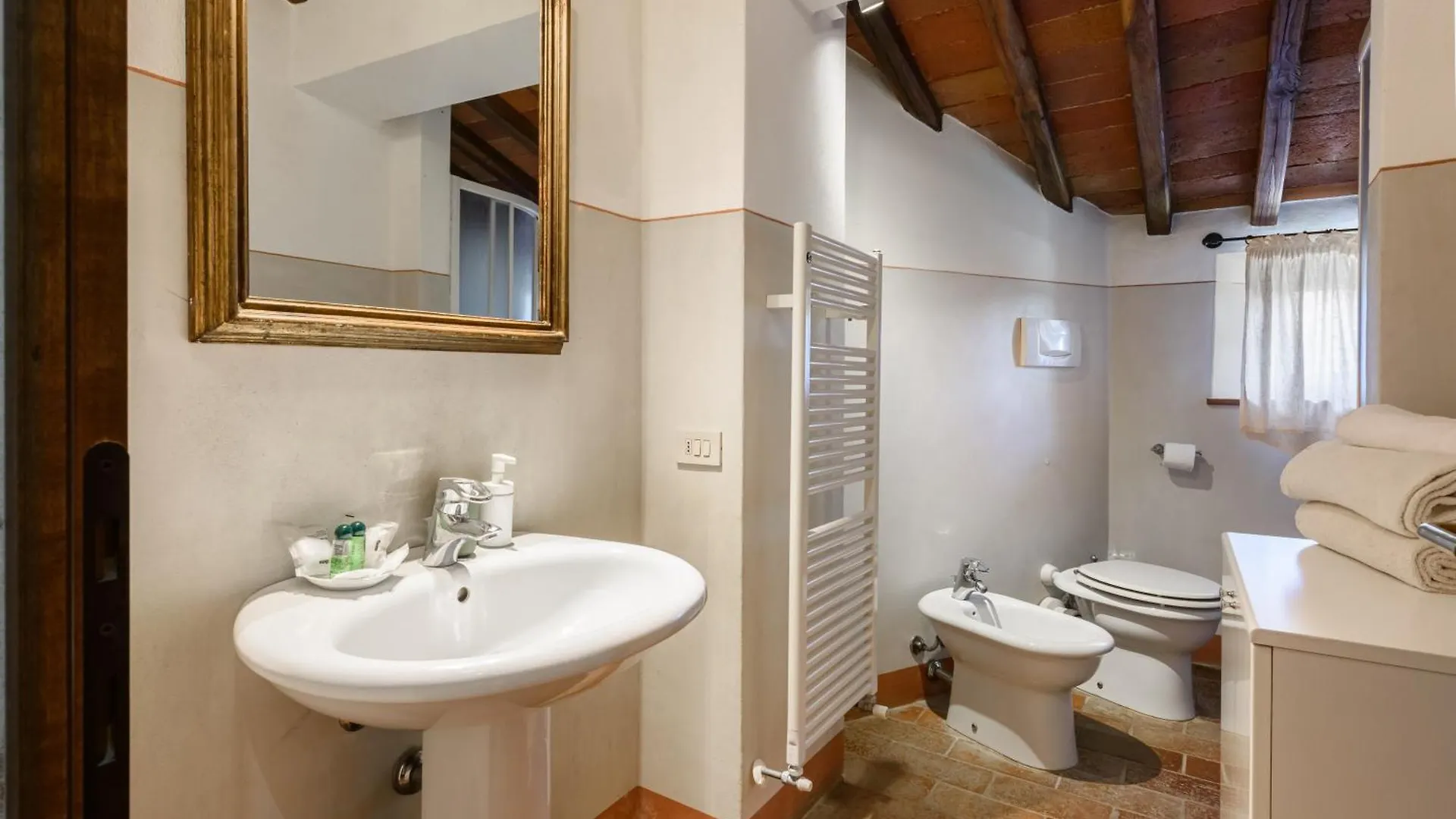 Villa Cavallari By Mmega Radda in Chianti