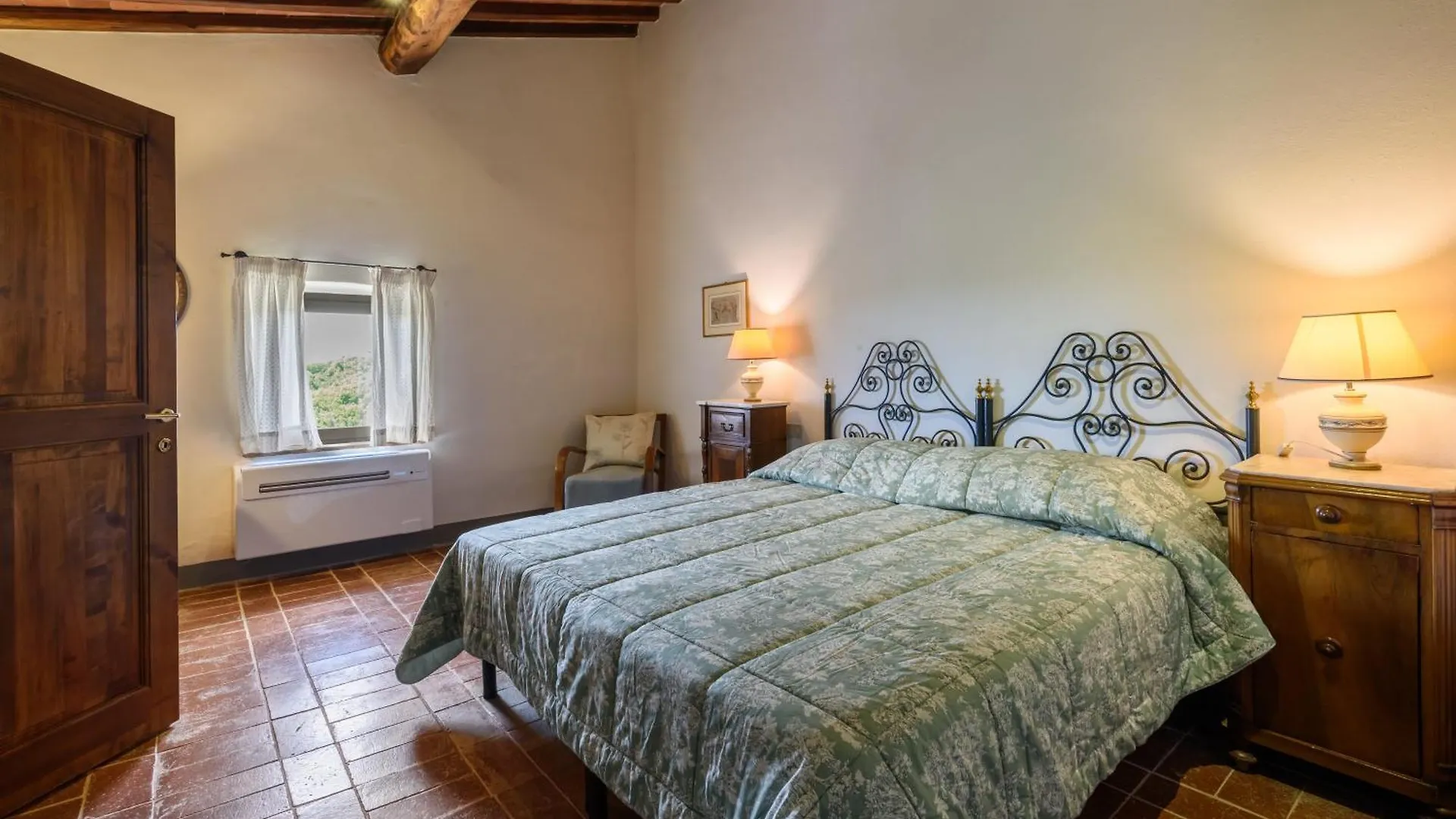 Villa Cavallari By Mmega Radda in Chianti